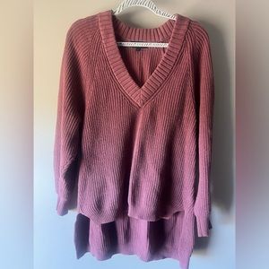 Mauve chunky oversized vneck sweater